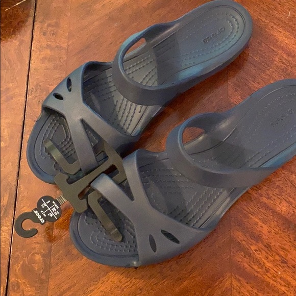 Crocs - Picture 3 of 6